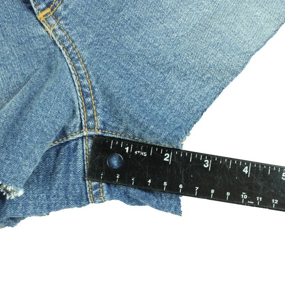Universal Thread Shorts Jeans Size 6 / 28r 2 PCS - Picture 5 of 7
